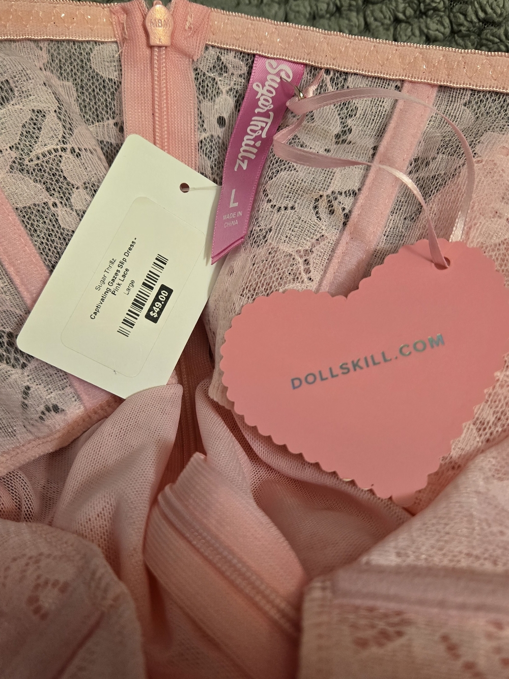 Dolls Kill, & Random, Large Bundle, Sexy Pretty Tops, & Dress, & Top/Skirt Set - Picture 8 of 14